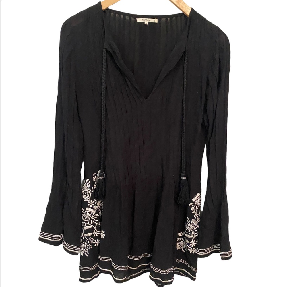 Tularosa XS Boho long sleeve embroidered black and white  Dress
